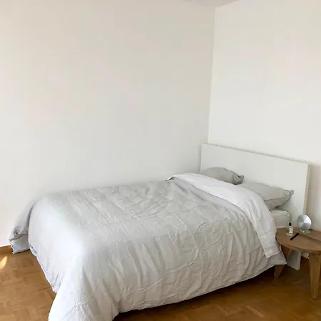 公寓 Cozy In The Centre Of The *