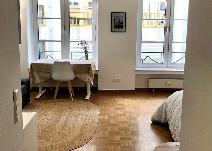 Cozy In The Centre Of The